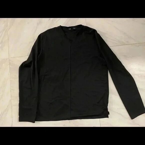 Kenneth Cole long sleeve active top - Picture 4 of 4